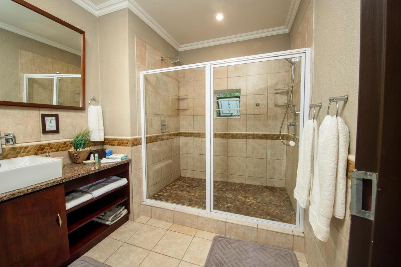 האזיביו Bubezi Guest House מראה חיצוני תמונה